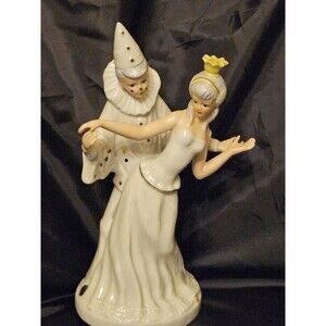 Vintage Royal Duncan Porcelain Clown and Princess Musical Figurine/The last walt